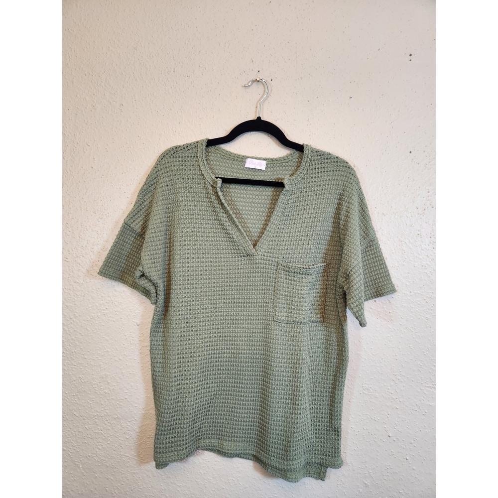Pink Lily Womens Small Sage Green Waffle Knit Top Split V-Neck Pocket Relaxed